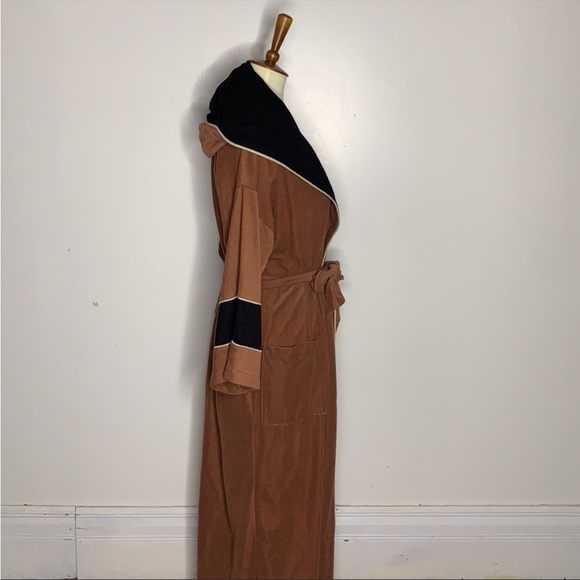 Vintage Robe - Picture 4 of 8